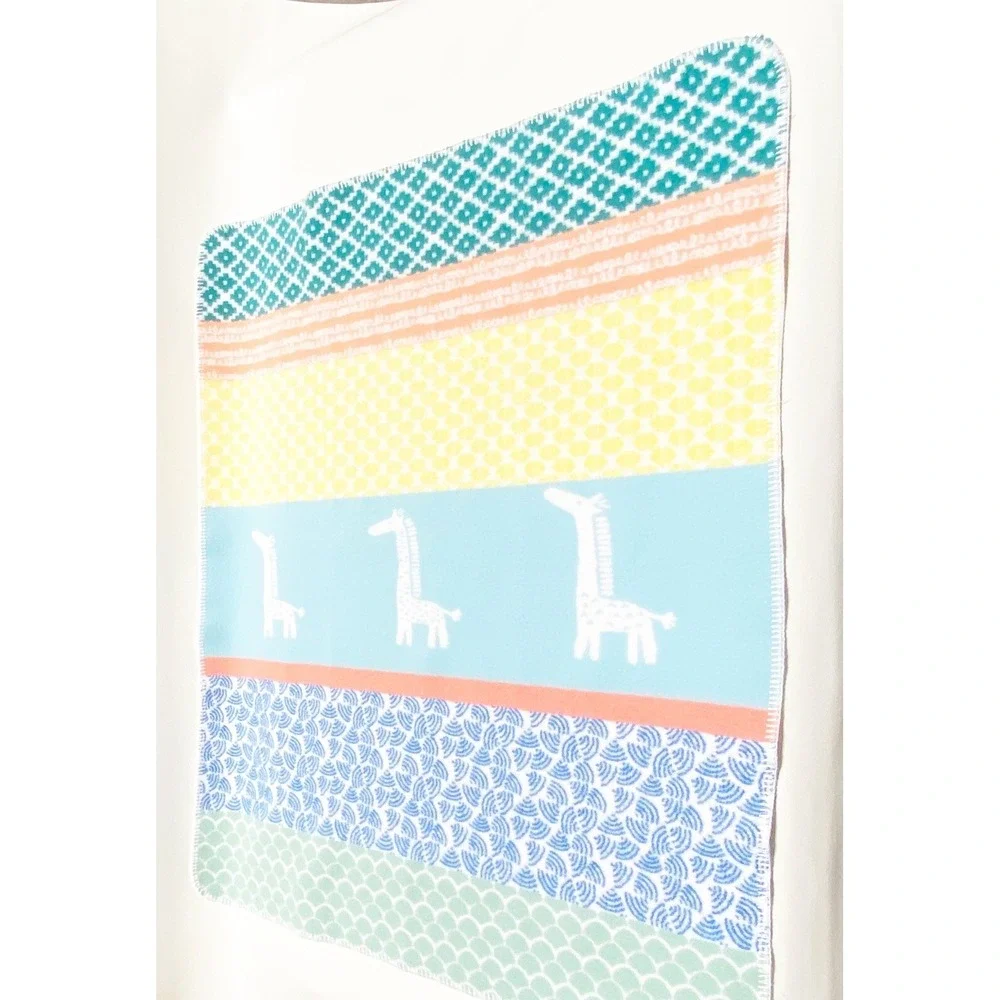 Rare Pottery Barn Kids Giraffe Soft Large Baby Multi Colour Blanket 29